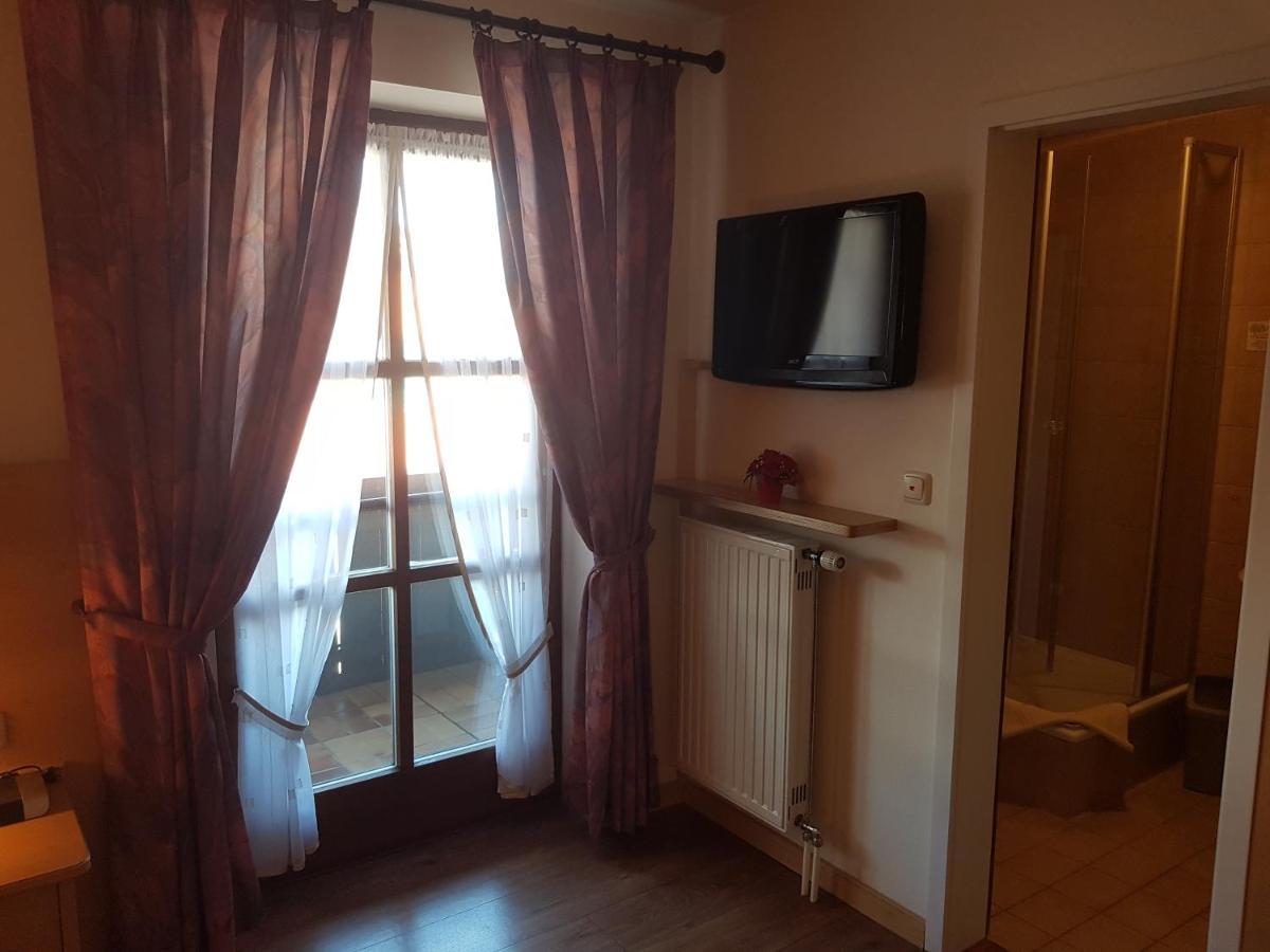 La Locanda Ristorante Pizzeria Garni 欧斯塔德 外观 照片